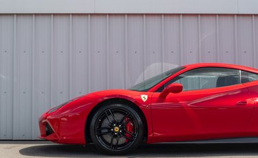Ferrari 488 GTB 27