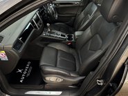 Porsche Macan D S PDK 43