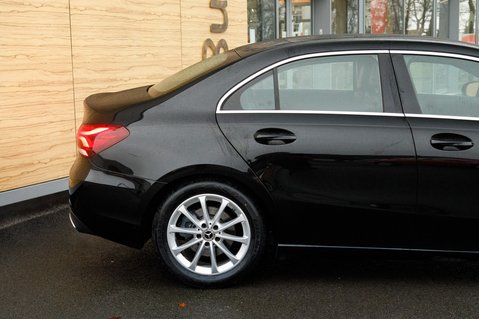 Mercedes-Benz A Class A 200 SPORT 7