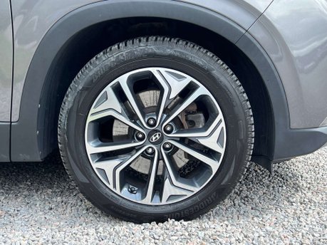 Hyundai SANTA FE 2.2 Santa Fe Premium SE CRDi Auto 4WD 5dr 14