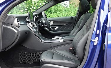 Mercedes-Benz C Class C63 Saloon 8