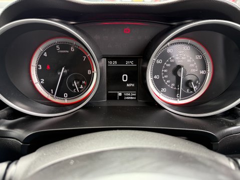 Suzuki Swift SZ-L DUALJET MHEV 11
