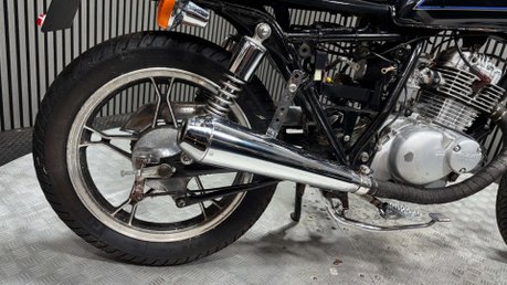 Suzuki GN 2002 31K CUSTOM CAFE RACER PROJECT BUILD 125CC 9