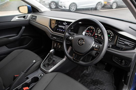 Volkswagen Polo SE TSI DSG