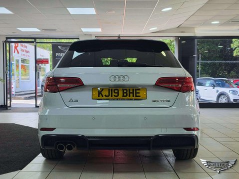Audi A3 1.5 TFSI CoD 35 Black Edition Sportback S Tronic Euro 6 (s/s) 5dr 87