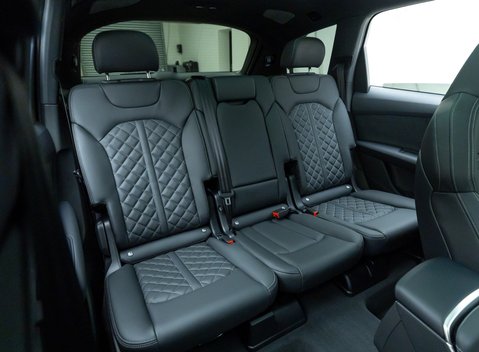 Audi SQ7 BLACK EDITION 17