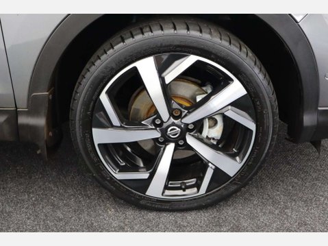 Nissan Qashqai 1.3 Qashqai Tekna DiG-T Semi-Auto 5dr 55