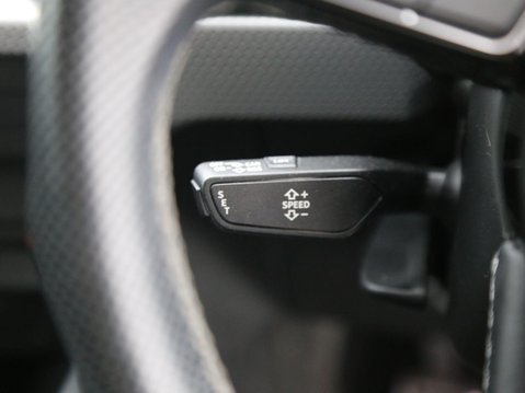 Audi A1 1.0 TFSI 25 S line Sportback Euro 6 (s/s) 5dr 12
