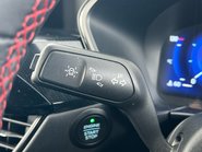 Ford Kuga ST-LINE X EDITION 32