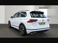 Volkswagen Tiguan 2.0 Tiguan R-Line TDI BlueMotion Technology 4Motion Semi-Auto 4WD 5dr 3