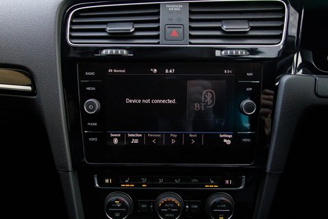 Volkswagen Golf GT EDITION TDI 23