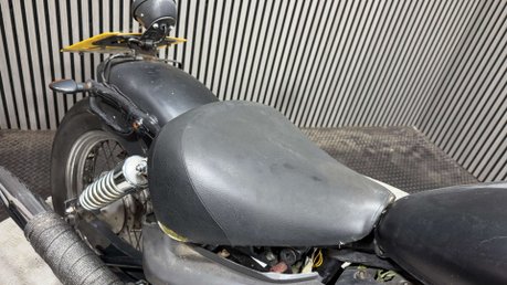 Suzuki Intruder 125 VL 2001 ONLY 13K CRUISER V TWIN PROJECT BIKE 125CC LEARNER 14