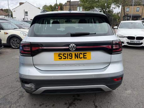 Volkswagen T-Cross SE TSI 7