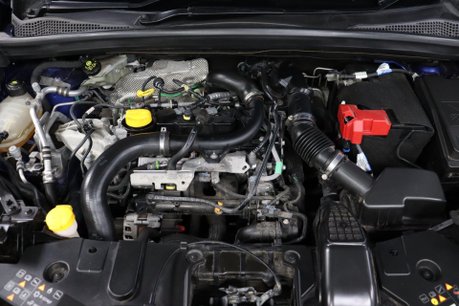 Renault Captur ICONIC TCE 45