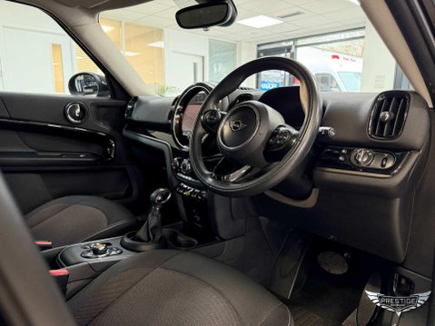 Mini Countryman 1.5 10kWh Cooper SE Classic Auto ALL4 Euro 6 (s/s) 5dr 68