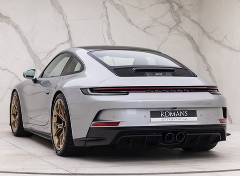 Porsche 911 (992) GT3 Touring 3