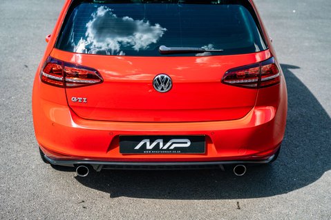 Volkswagen Golf 2.0 Golf GTi Semi-Auto 5dr 37