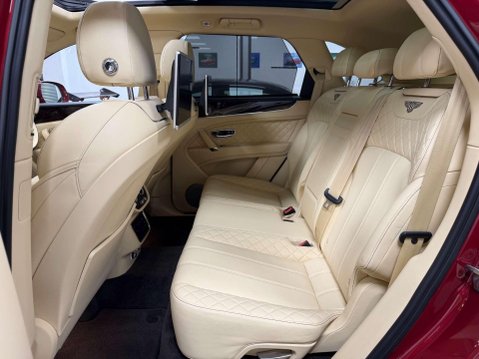 Bentley Bentayga 6.0 W12 SUV 5dr Petrol Auto 4WD Euro 6 (s/s) (608 ps) 59