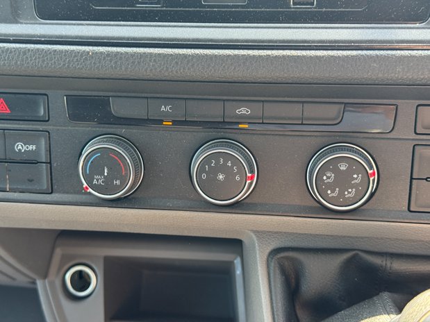 Volkswagen Crafter MWB L2H2 High Roof Startline 350 Air Con Sensors EURO 6 28