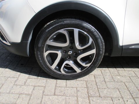 Renault Captur 0.9 TCe ENERGY Dynamique S MediaNav Euro 5 (s/s) 5dr 12