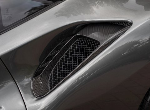 Ferrari 488 Pista 29