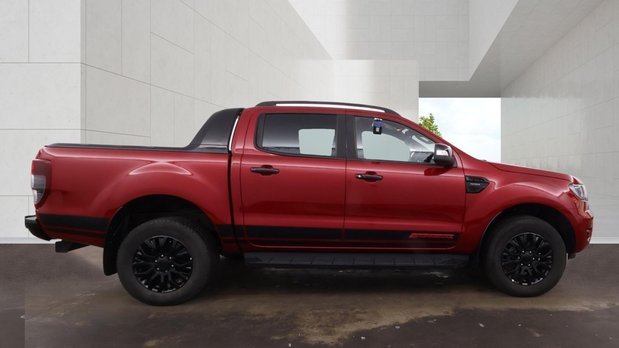 Ford Ranger Stormtrak | Auto | 2 LT | Dbl Cab | Tow Bar | Sensors | Alloys | EURO 6 | N 3