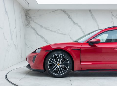 Porsche Taycan 4S SPORT TURISMO 35