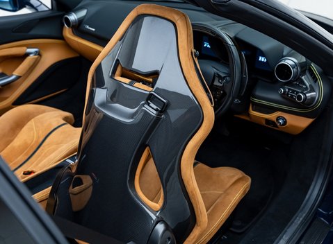 Ferrari F8 SPIDER 22