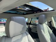Land Rover Range Rover Evoque SE MHEV 26