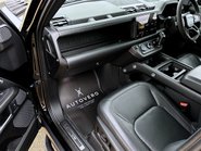 Land Rover Defender V8 43