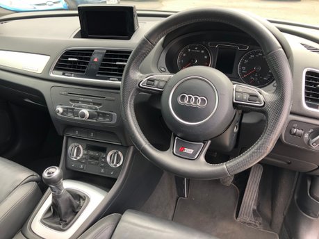 Audi Q3 2.0 PETROL TFSI QUATTRO S LINE MANUAL WITH FULL SERVICE HISTORY 16