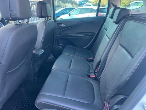 Vauxhall Zafira 2.0 CDTi Elite Nav Auto Euro 6 5dr 28