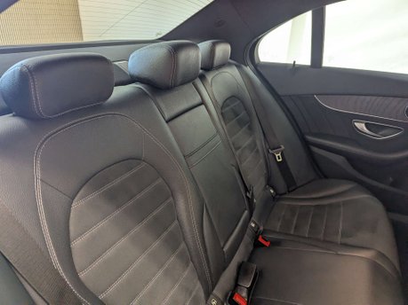 Mercedes-Benz C Class 2.0 C 220 AMG Line D Auto 4dr 47