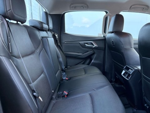 Isuzu D-Max 1.9 D-Max DL40 Auto 4WD 25