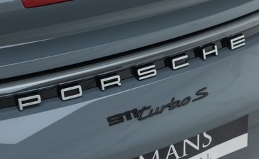 Porsche 911 Turbo S CABRIOLET (992) 45