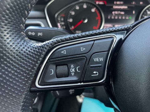 Audi A4 2.0 A4 Black Edition 35 TFSI Semi-Auto 4dr 45