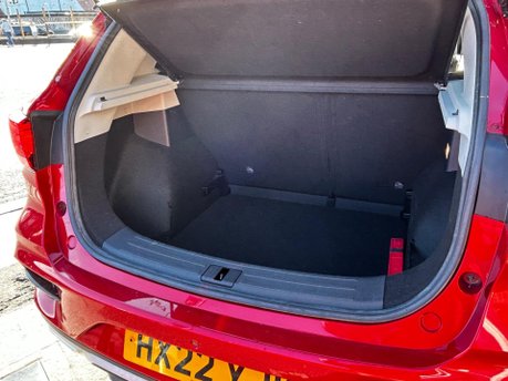 MG ZS EXCLUSIVE T-GDI 4