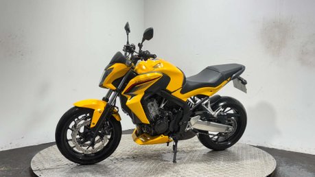 Honda CB 650 NAKED BIKE 2015 ONLY 10K MOT WARRANTY VERY CLEAN 650CC 6