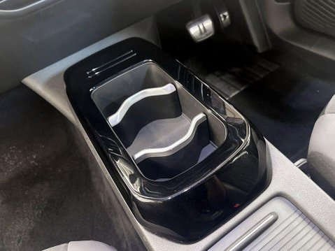 Volkswagen Id.4 Pro Performance 77kWh Life SUV 5dr Electric Auto (204 ps) 17