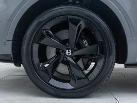 Bentley Bentayga V8 AZURE 