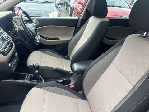 Hyundai i20 1.2 i20 Premium SE MPI 5dr 44