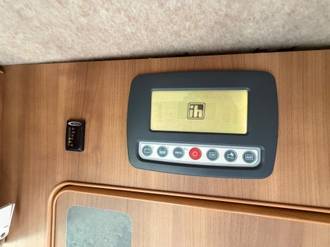 IH Motorhomes TIO RL REAR LOUNGE MODEL LOW MILEAGE 27