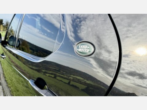 Land Rover Discovery SDV6 HSE LUXURY 10
