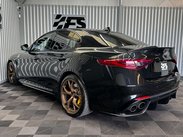 Alfa Romeo Giulia 2.9 V6 Bi-Turbo Quadrifoglio Saloon 4dr Petrol Auto Euro 6 (s/s) (510 ps) 4