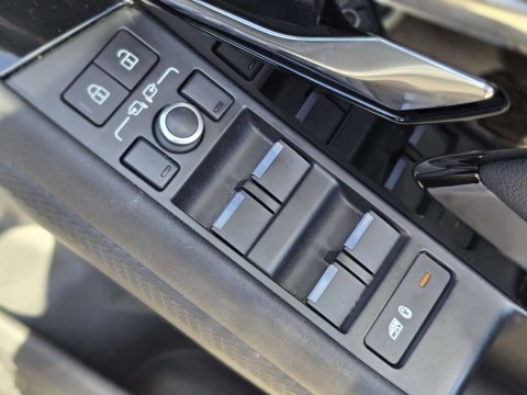 2021 Land Rover Range Rover Evoque thumbnail 21