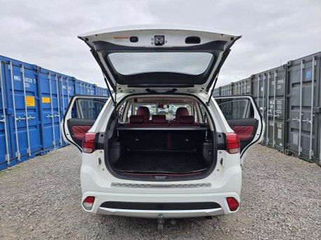 Mitsubishi Outlander 2.0h 12kWh GX5h SUV 5dr Petrol Plug-in Hybrid CVT 4WD Euro 6 (s/s) (200 ps) 34