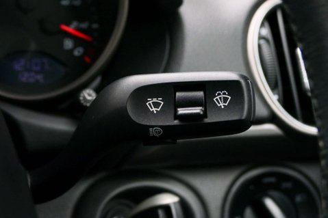 Porsche Boxster 2.7 Boxster 2dr 37