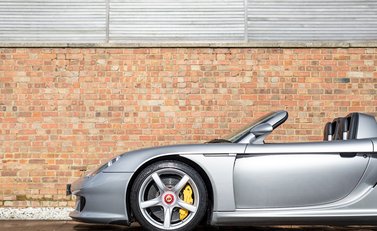Porsche Carrera GT 27