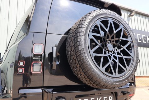 Land Rover Defender 110 2026 D350 HARD TOP X-DYNAMIC HSE GENUINE REAR SEATS FITTED STYLED BY SEEKER 12