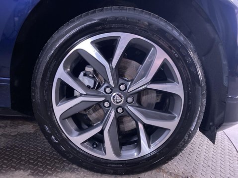 Jaguar I-Pace 400 90kWh R-Dynamic HSE Black SUV 5dr Electric Auto 4WD (400 ps) 1 Owner - 12